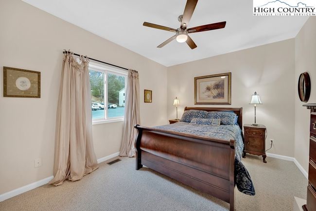 201 - 164 Evergreen Springs Ct, Condo with 2 bedrooms, 3 bathrooms and null parking in Blowing Rock NC | Image 15