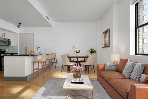 apt-612-4 Beacon Way, Jersey City, NJ, 07304-6126 | Card Image