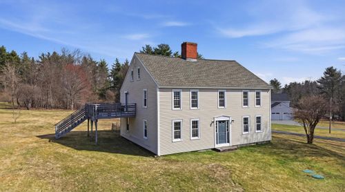 131 North Rd, East Kingston, NH, 03827-2044 | Card Image