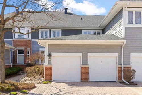 17 Mashie Ct, Woodridge, IL, 60517-1436 | Card Image