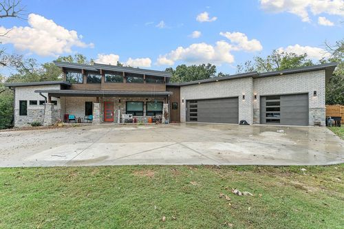 195 W Pickens Rd, Pea Ridge, AR, 72751-2306 | Card Image