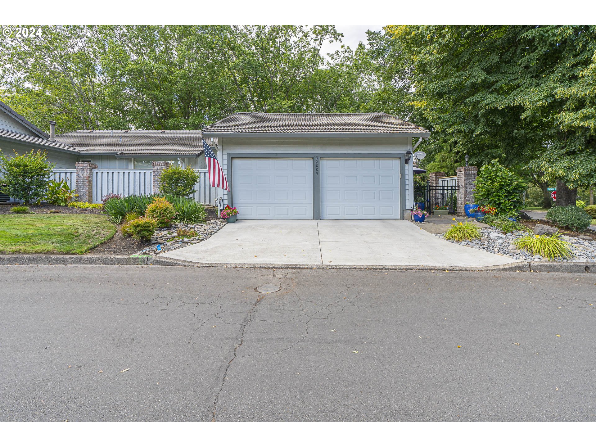 Cypress Pt, Wilsonville, OR 97070