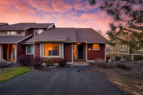 10840 Village Loop, Redmond, OR, 97756-7436 | Card Image
