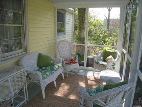 400 Orchard St, New Suffolk, NY, 11956 | Card Image