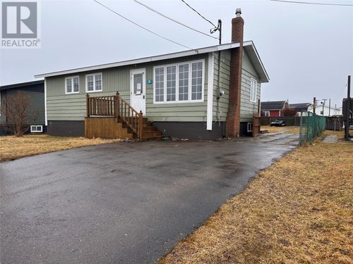 3 Pushthrough Cres, Fortune, NL, A0E0C7 | Card Image