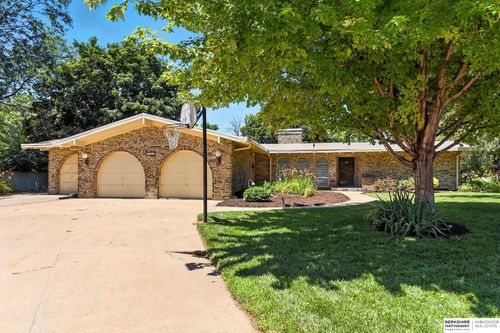 5614 S 126th Cir, Omaha, NE, 68137-3304 | Card Image