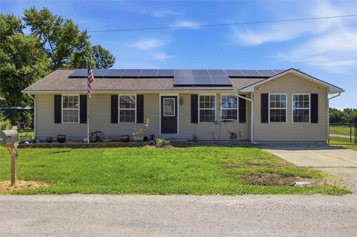 115 S Mulberry St, Adrian, MO, 64720-9295 | Card Image