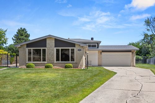 3N445 Jill Ct, Elmhurst, IL, 60126-1208 | Card Image