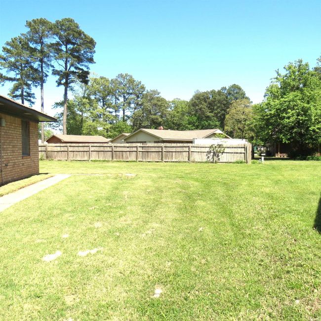 7 Laffite Cv, House other with 3 bedrooms, 2 bathrooms and null parking in Pine Bluff AR | Image 5
