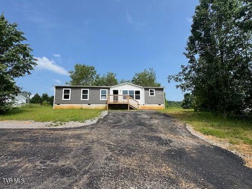 7615 Snapps Ferry Rd, Chuckey, TN, 37641-4345 | Card Image