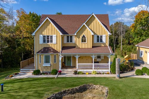 18 Blythe Shore Rd, Fenelon Falls, ON, K0M1N0 | Card Image