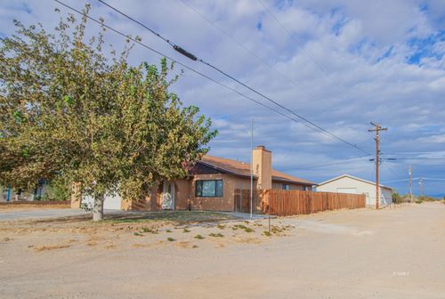 400 N Mono St, Ridgecrest, CA, 93555-5406 | Card Image