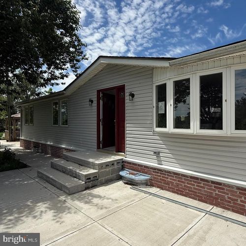 543 Old Street Rd, FEASTERVILLE TREVOSE, PA, 19053-7703 | Card Image
