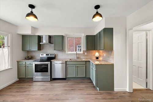 10612 Nottingham Rd, Detroit, MI, 48224-1742 | Card Image