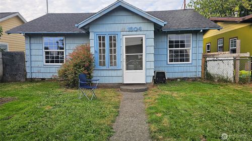 1904 Aberdeen Ave, Aberdeen, WA, 98520-3610 | Card Image