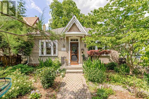 66 Bruce St, London, ON, N6C1G6 | Card Image