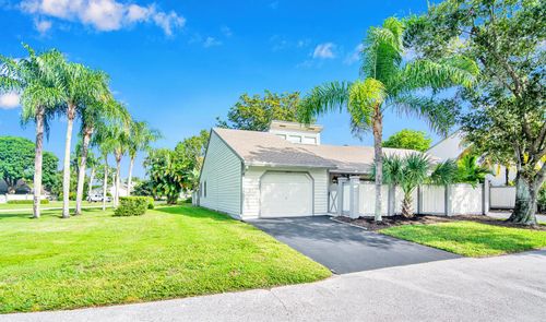 13419 Bedford Mews Ct, Wellington, FL, 33414-7713 | Card Image