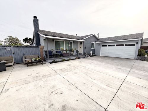 7442 Mcneil Way, Buena Park, CA, 90620-1745 | Card Image