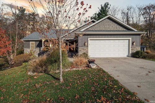 313 Tiger Ct, New Carlisle, IN, 46552-9808 | Card Image