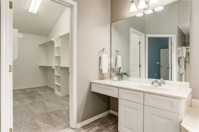 Primary bath | Image 18