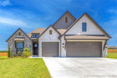 5109 S Everett Dr, Sand Springs, OK, 74063-4590 | Card Image