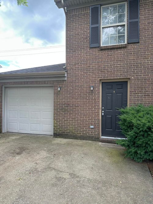 205 Tan Bark Dr, Georgetown, KY, 40324-8437 | Card Image