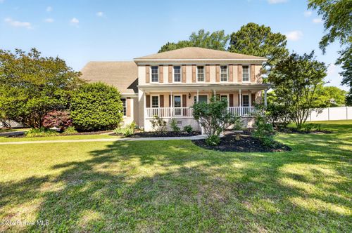 239 Buckingham Dr, Winterville, NC, 28590-9419 | Card Image