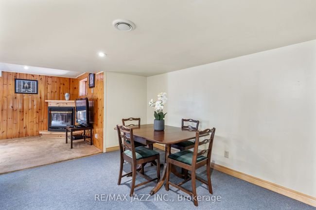 1092 Briscoe Dr, House other with 3 bedrooms, 2 bathrooms and 6 parking in Algonquin Highlands ON | Image 12