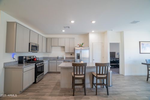 2583 N Kenna Pl, Casa Grande, AZ, 85122-1232 | Card Image