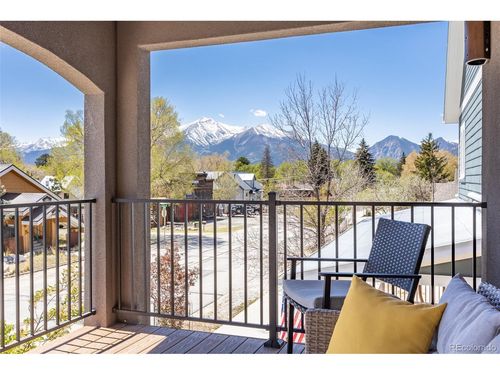 428 Cedar St, Buena Vista, CO, 81211-9276 | Card Image
