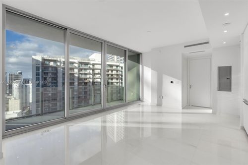 4008-300 Biscayne Boulevard Way, Miami, FL, 33131-2276 | Card Image