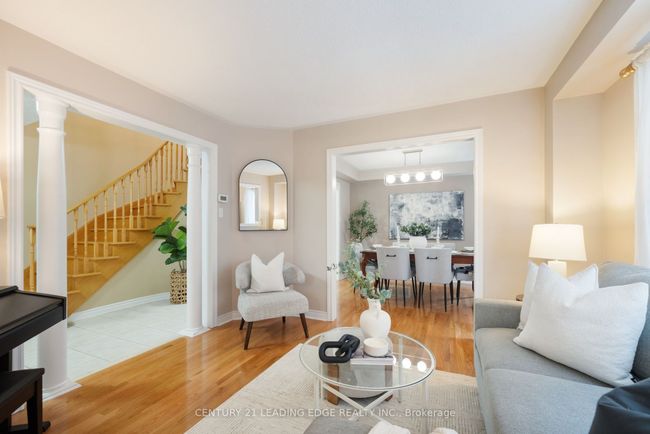8 Root Cres, House other with 4 bedrooms, 3 bathrooms and 4 parking in Ajax ON | Image 8