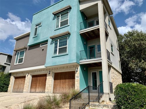 2024 Geniveive Ln, Austin, TX, 78741-7071 | Card Image