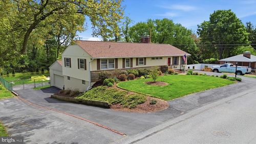 13315 Apple Hill Dr, HAGERSTOWN, MD, 21742-2616 | Card Image