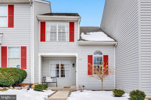 201 Stratford Ct, LANSDALE, PA, 19446-6372 | Card Image