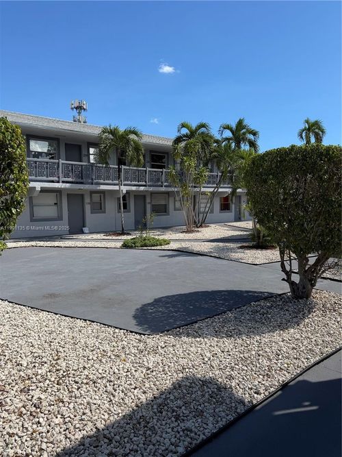 135-2113 Davie Blvd, Fort Lauderdale, FL, 33312-3126 | Card Image