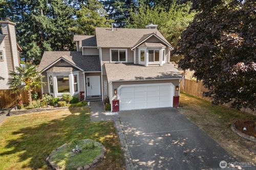 1124 Sw 354th St, Federal Way, WA, 98023-6954 | Card Image