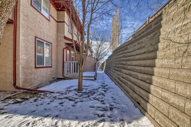 109 Hidden Creek Rise Nw, Home with 3 bedrooms, 2 bathrooms and 2 parking in Calgary AB | Image 27