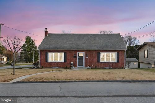 900 S 1st Ave, LEBANON, PA, 17042-7705 | Card Image