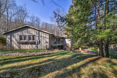 34580 Sherbrook Park Dr, Solon, OH, 44139-2046 | Card Image