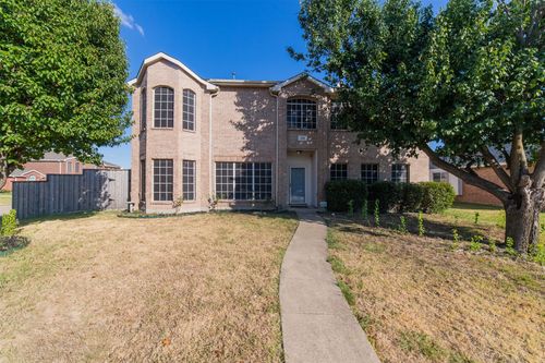 122 Berkley Dr, Rockwall, TX, 75032-6182 | Card Image