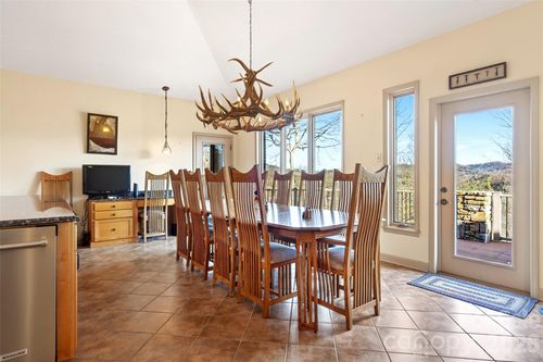 142 Dogwood Trl, Spruce Pine, NC, 28777-8580 | Card Image