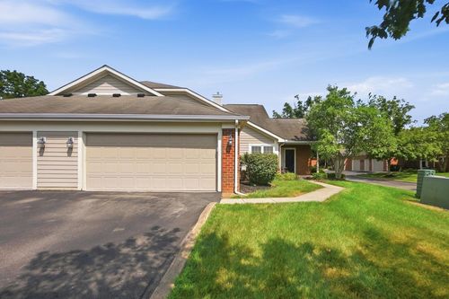7424 Cherry Brook Dr, Reynoldsburg, OH, 43068-3257 | Card Image