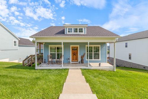 111 Madeleine Way, Kingston Springs, TN, 37082-1409 | Card Image