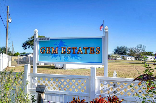 39351 Dundee Rd, House other with 2 bedrooms, 2 bathrooms and null parking in ZEPHYRHILLS FL | Image 40