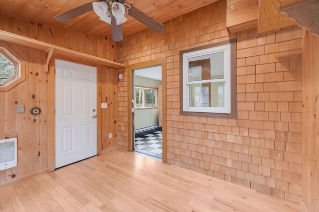 35-web-or-mls-55 Lucinda Final-38 | Image 26