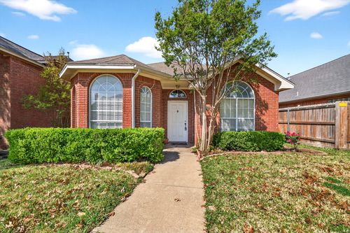 2207 Dallas Dr, Carrollton, TX, 75006-2645 | Card Image