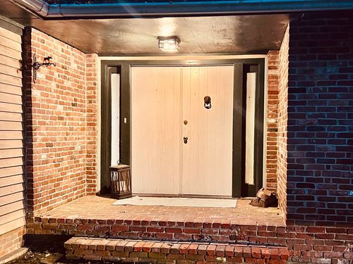 601 Newburyport Tpke, Rowley, MA, 01969-1320 | Card Image