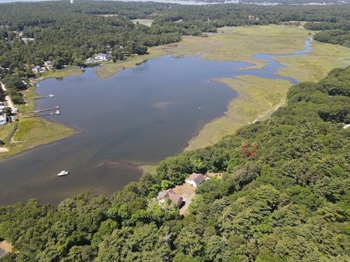 66 Squaws Path, East Wareham, MA, 02538-1318 | Card Image