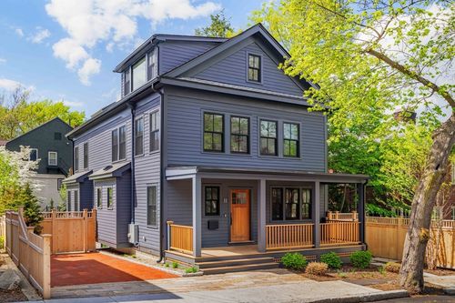 11 Goodman Rd, Cambridge, MA, 02139-1608 | Card Image